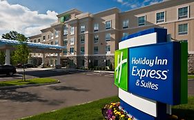 Holiday Inn Express & Suites Columbus Easton